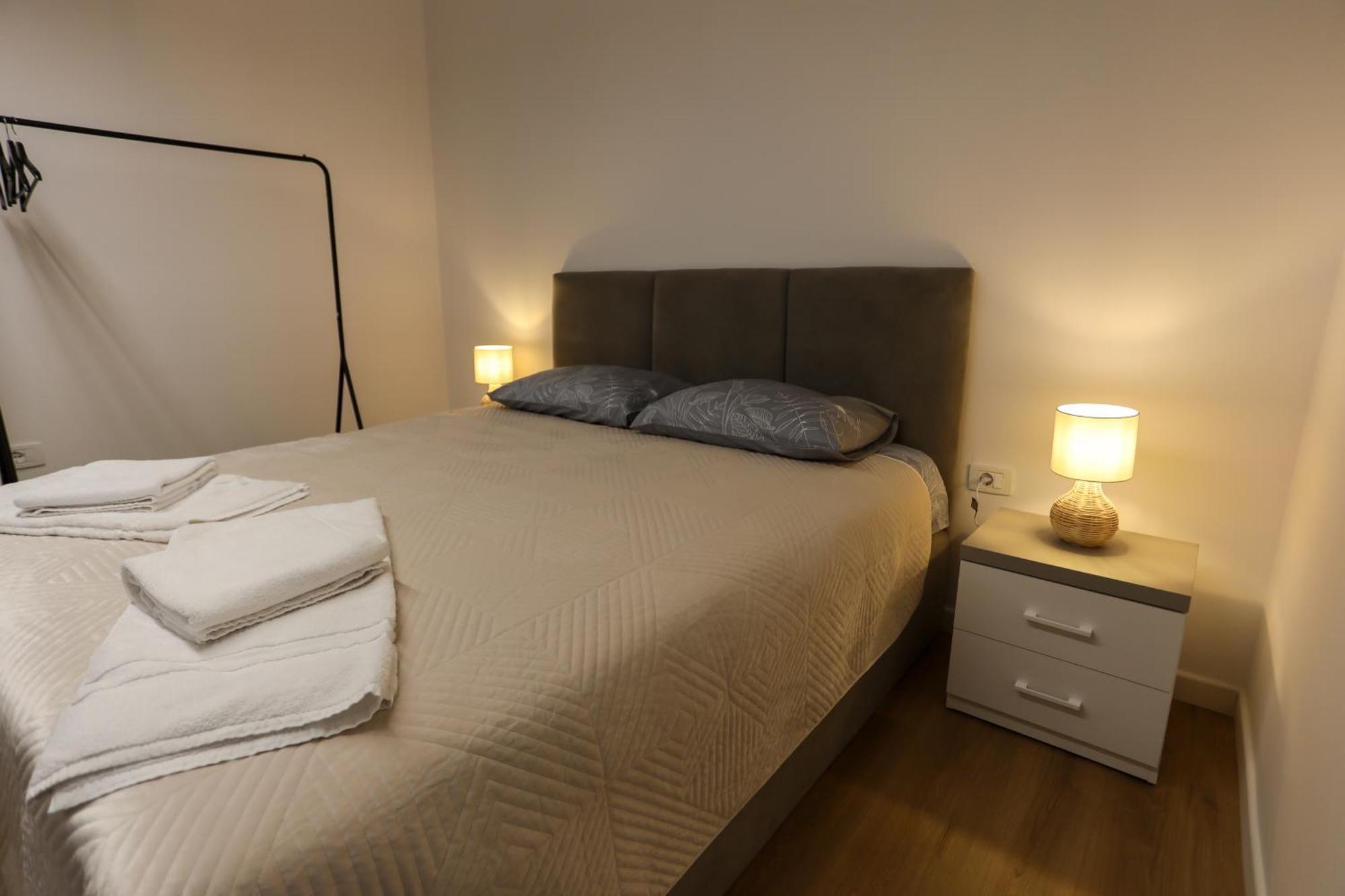 Doraci Apartments Тирана Екстериор снимка